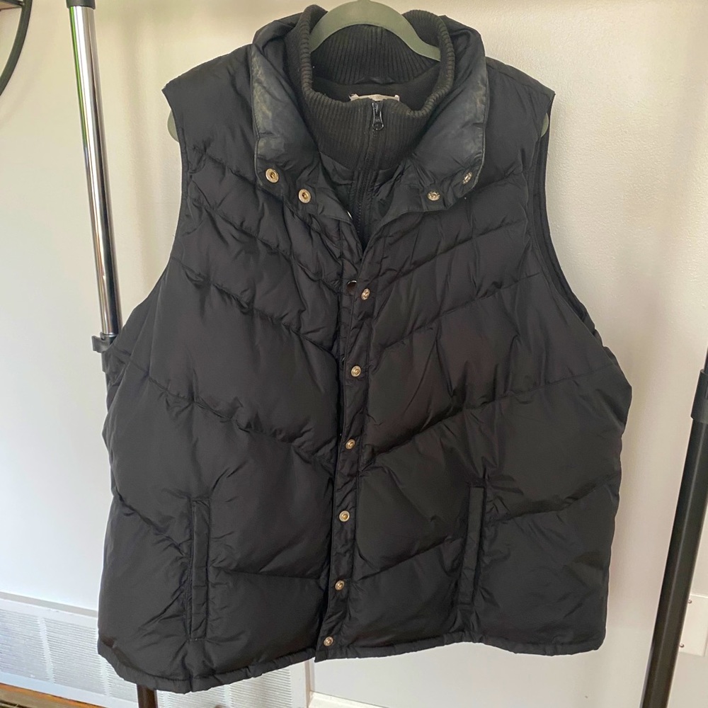 Women’s puffer vest